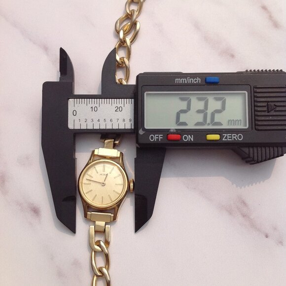 Acura Ladies Automatic Watch by Limited Edition by Le Tourneau Swiss Gold - Picture 14 of 15